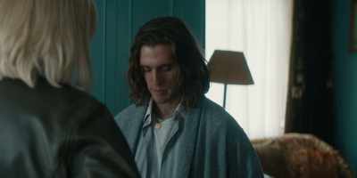 There's never been anything
unremarkable about our love. - Rain Dogs
