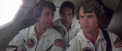 There's no goddamn fuel - Capricorn One