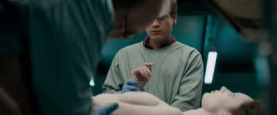 There's no lividity. - The Autopsy of Jane Doe