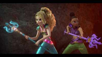 There's no more water here.
I can't use my powers! [grunts] - Mermaid Magic