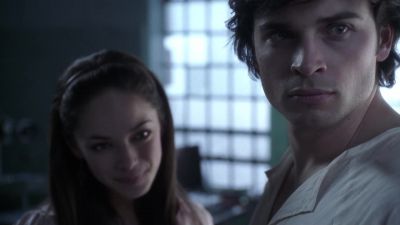 There's no need to be afraid, Clark.
The procedure's quite painless. - Smallville