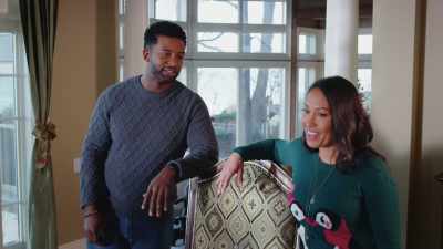 There's no way he's
getting through dinner - A Merry Single Christmas
