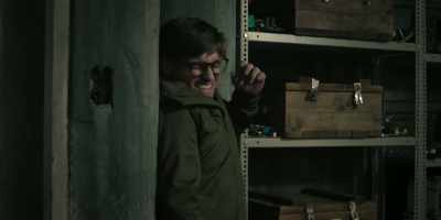 - There's no way out this time.
- You're the one without an exit. - Sniper: The Last Stand