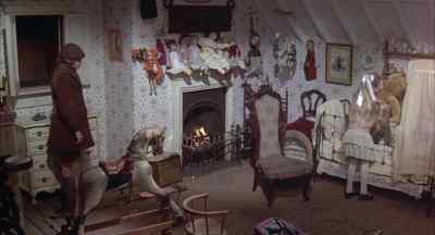 There's not
enough room. - Whoever Slew Auntie Roo?