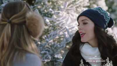 - There's nothing going on.
- Really? - Last Vermont Christmas