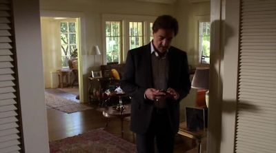 There's nothing on his cell. - Criminal Minds