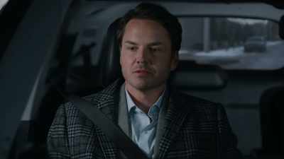 - There's nothing
wrong with the town - Magic in Mistletoe