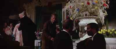 There's nobody on those drapes.
Let's get them. - The Towering Inferno