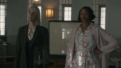 There's only one person who - Frankie Drake Mysteries