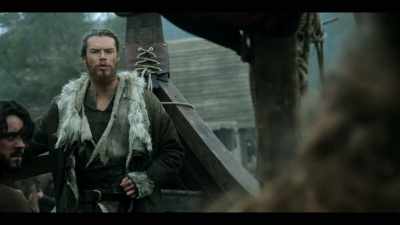 There's only one reason
to row with a weapon - Vikings: Valhalla