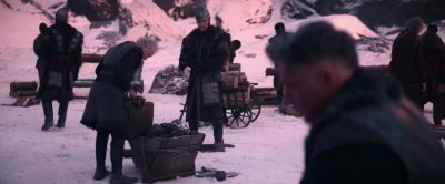 There's only two guards now. - Star Trek: Strange New Worlds
