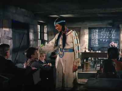 There's Papa in that
window over there. - Buffalo Bill