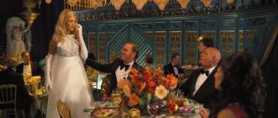 - There's my queen.
- [chuckles] - Palm Royale