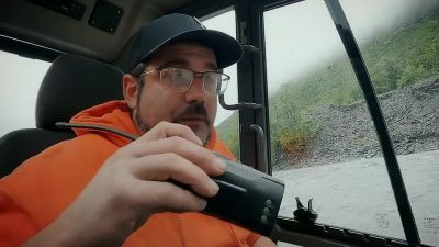 There's some big rocks
under there, Nate. - Gold Rush