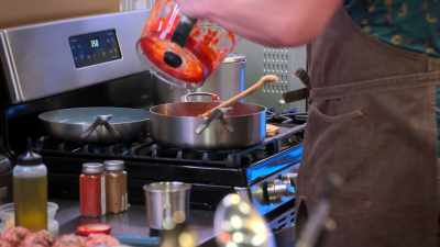There's some more spices, - Secret Chef