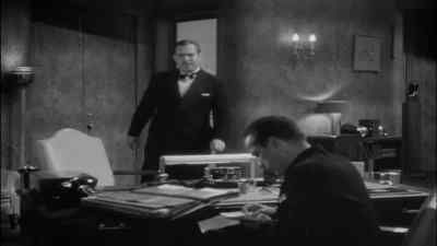 - There's somebody to see you.
- Yeah? Who? - Angels with Dirty Faces