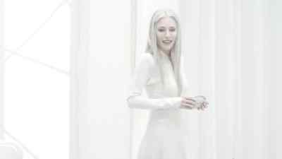 There's something I've
been meaning to give you. - Defiance