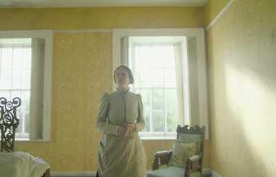 There's something
strange about the house, - The Yellow Wallpaper