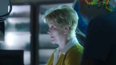 There's something very difficult - The Resident