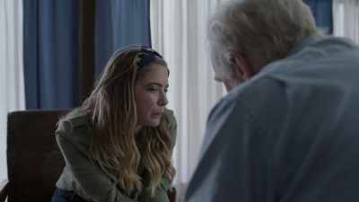 There's something wrong
with quarreling - Angry Neighbors