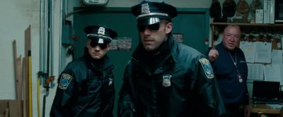 There's the door. - The Town