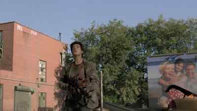 There's the truck! - Falling Skies