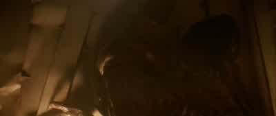 There's Tom. - AlienÂ³