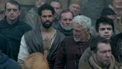 There's too many.
We wouldn't have a chance. - The Outpost