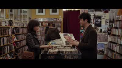 There's two options reallyEither she's an evilemotionless miserable human beingor she's a robot - 500 Days of Summer