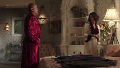 There's visitors wandering
up and down the hallways - The Last Tycoon