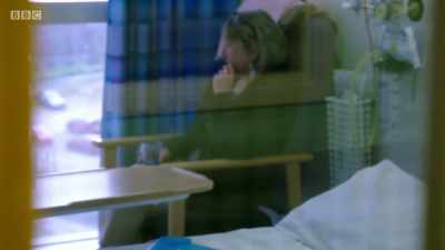 Theresa will die
unless the tumour is removed. - Surgeons: At the Edge of Life