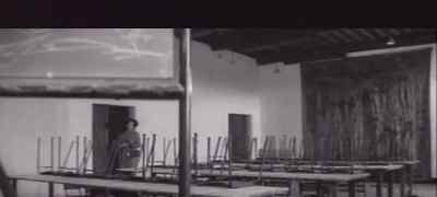 Thérèse, would you please close the door? - Therese and Isabelle