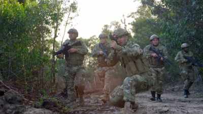 These are guys that had American accents, - Battle for Disclosure