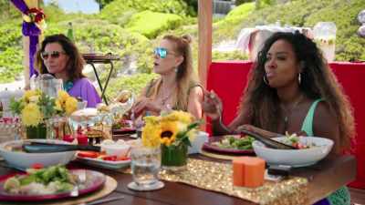 These are, like,
all the different games - The Real Housewives Ultimate Girls Trip