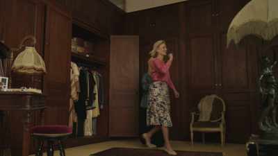 These are my treasures. - The Romanoffs
