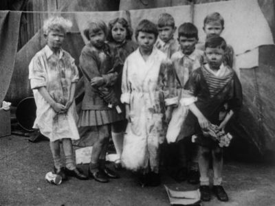 These children are orphans of the attack - The War Game