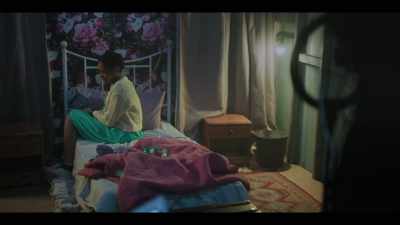 These clothes fit me perfectly. - Girl in the Video