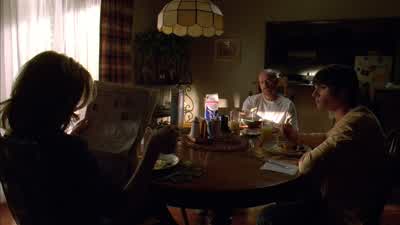 These eggs are good, Mom. - Breaking Bad