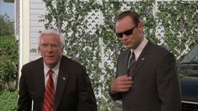 These men died for their countrySend flowers to their bitches and hos - Scary Movie 3