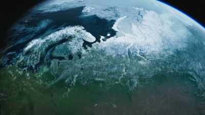 These snow-covered forests
encircle the Arctic - Frozen Planet II