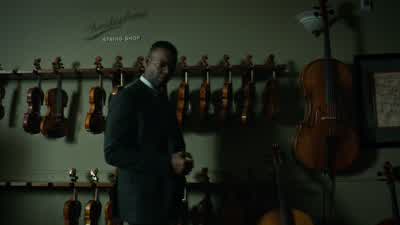These strings are harder to bow than the regular ones. - Hannibal