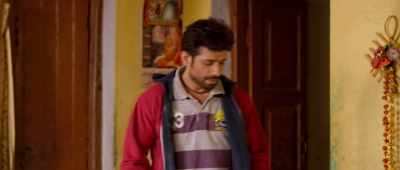 They had a morning train...
couldn't have missed it. - Mukkabaaz