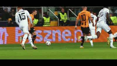 They are the team that advanced
right from the restart here - Football Must Go On