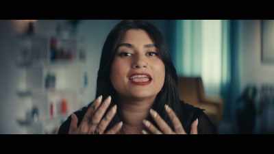 They are treating Joe
like he's a god. - Girls Gone Wild: The Untold Story