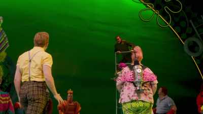 - They are?
-  Yes, we are. - The SpongeBob Musical: Live on Stage!