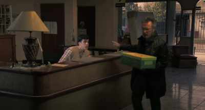 They asked if it's true
that you're staying in this hotel. - The Distinguished Citizen