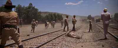 They assaulted the train! - The Wild Bunch