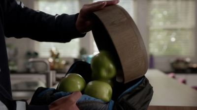 They basically grabbed
the kitchen by the ankle - black-ish