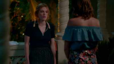 They become best friends - Famous in Love