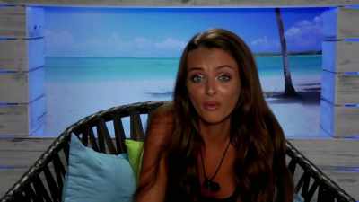 They both swing both ways, - Love Island
